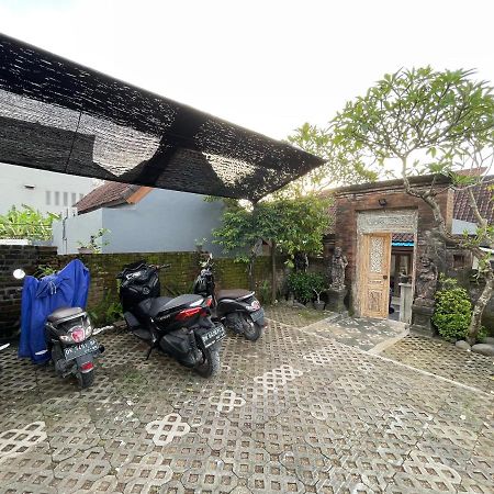 Belimbing Guest House Canggu Экстерьер фото