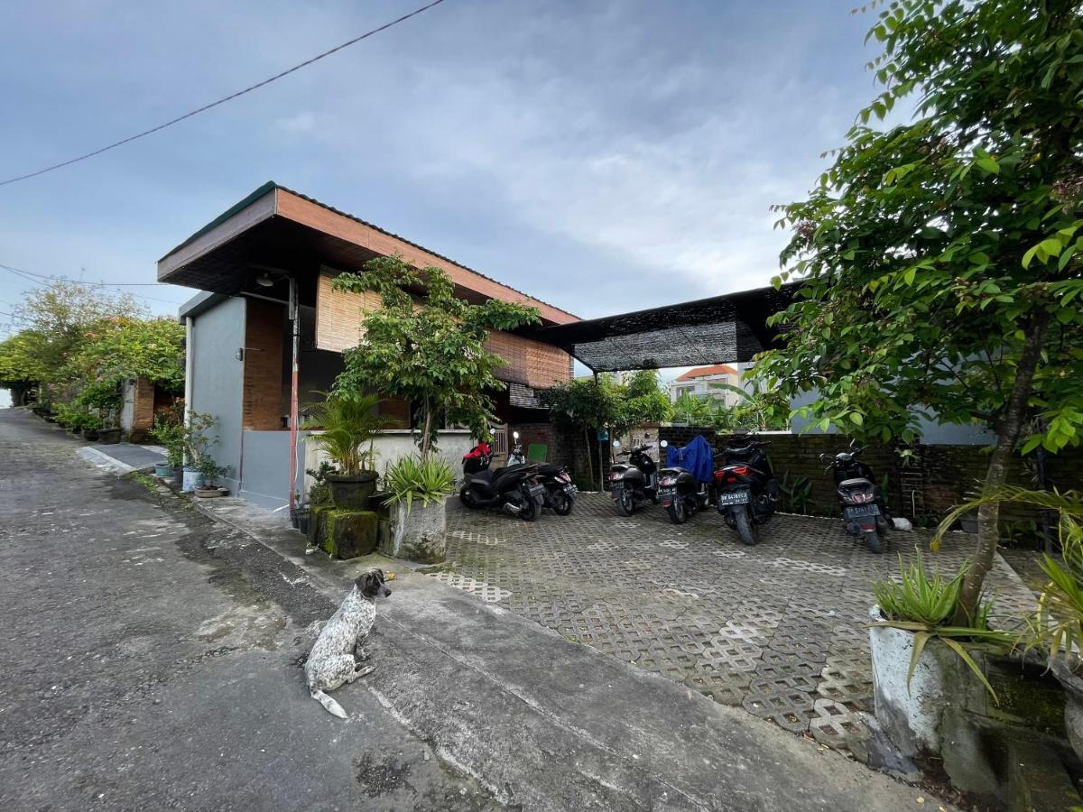 Belimbing Guest House Canggu Экстерьер фото
